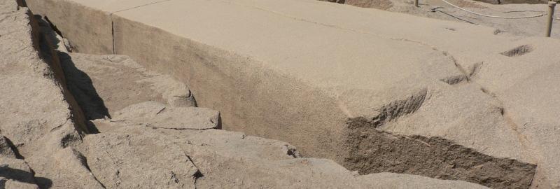 Unvollendeter Obelisk